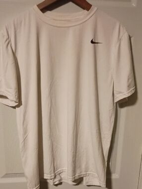 Nike White Short Sleeve Crewneck Tee with Black Swoosh